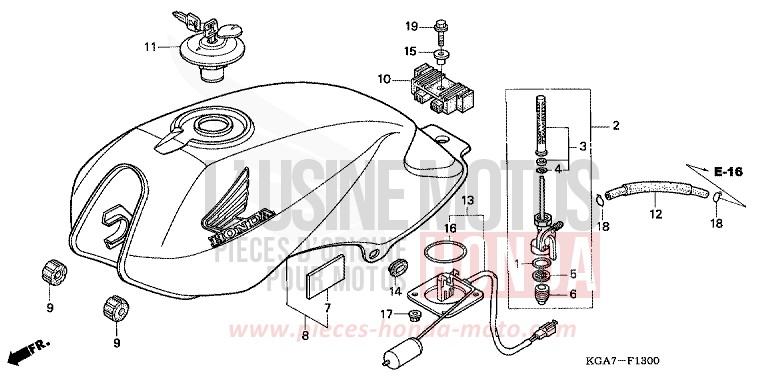 KRAFTSTOFFTANK von CG125 TITAN ES FORCE SILVER METALLIC (NH411) von 2004